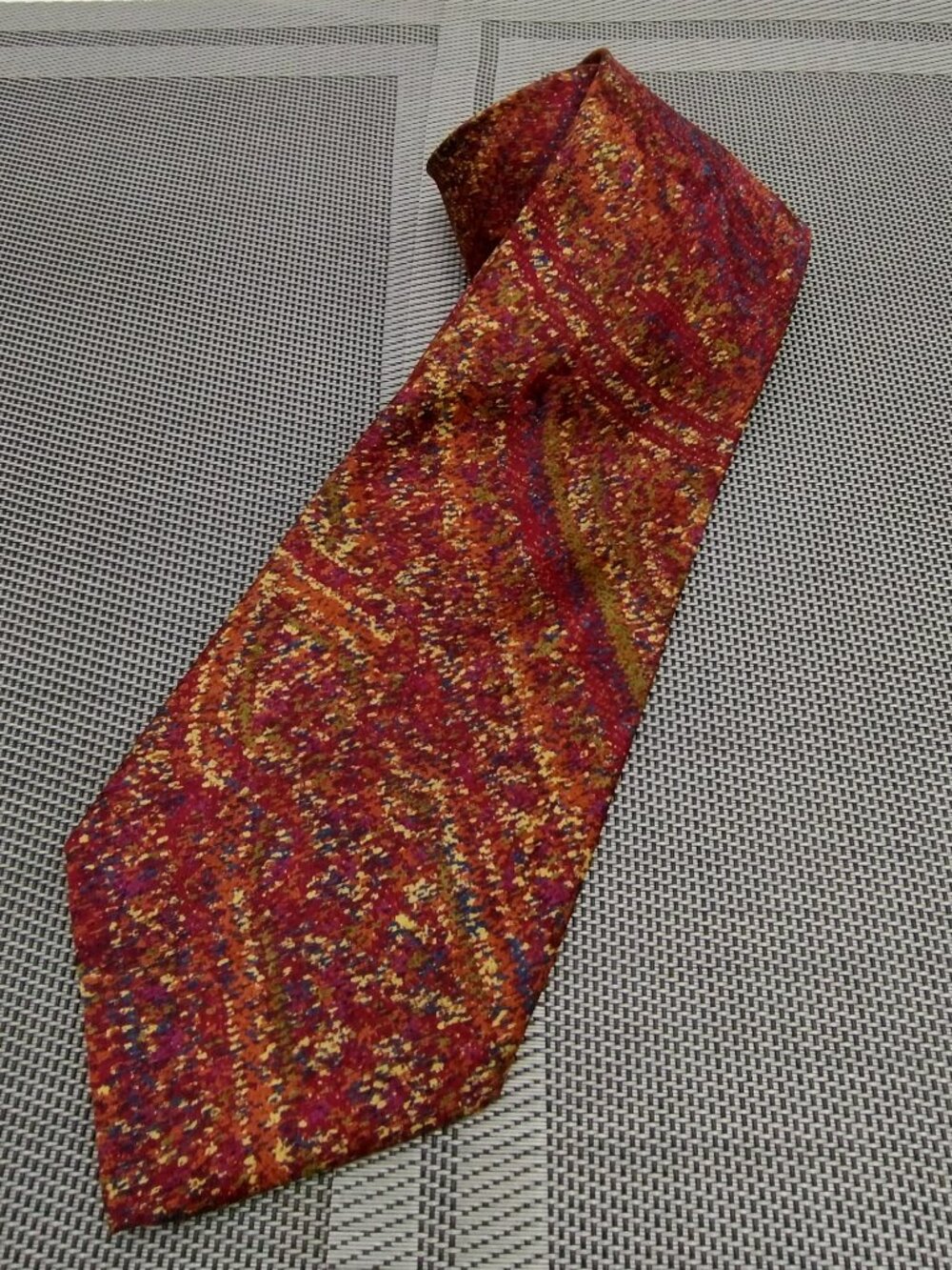 Brioni Abstract Silk Tie